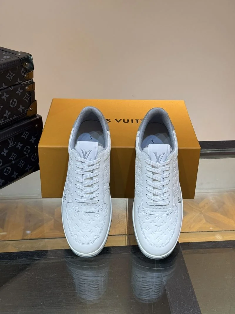 Louis Vuitton Low Shoes TimelessDesign 30324