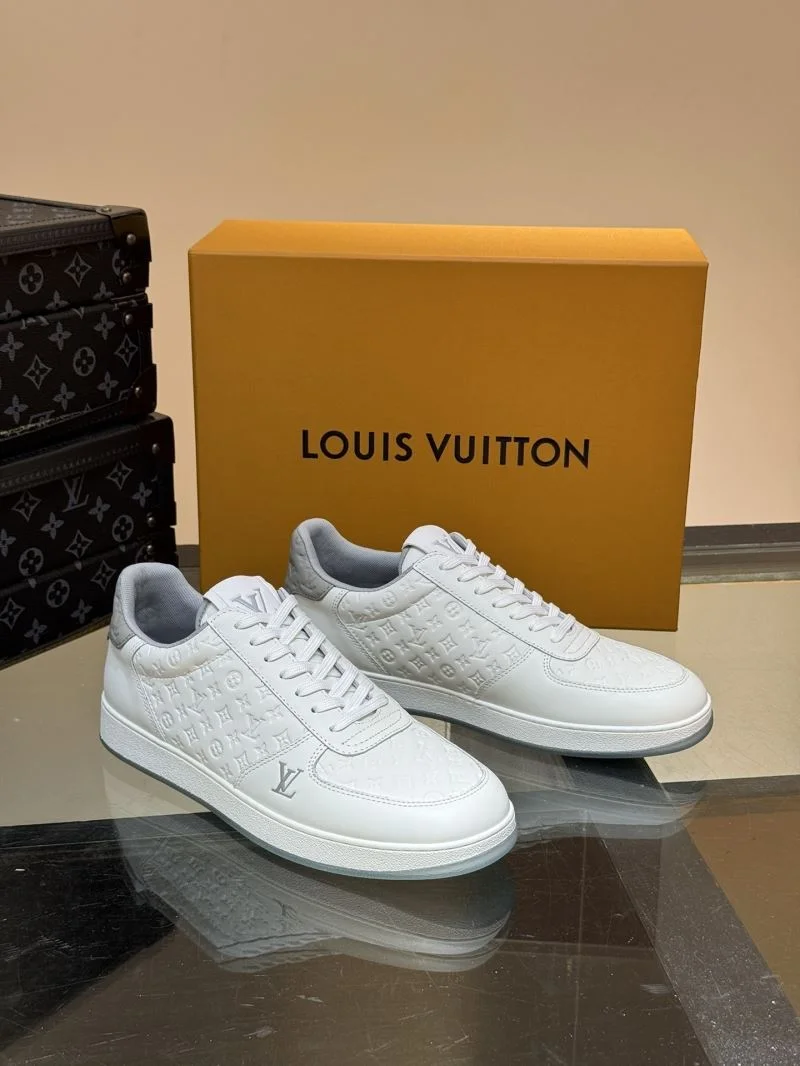 Louis Vuitton Low Shoes TimelessDesign 30324