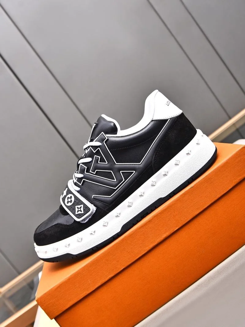 Louis Vuitton Low Shoes ModernLook 30804