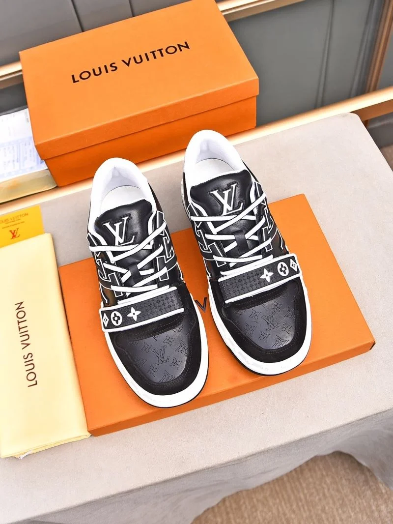 Louis Vuitton Low Shoes ModernLook 30804