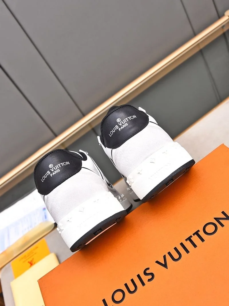 Sporty Louis Vuitton Low Shoes 30791