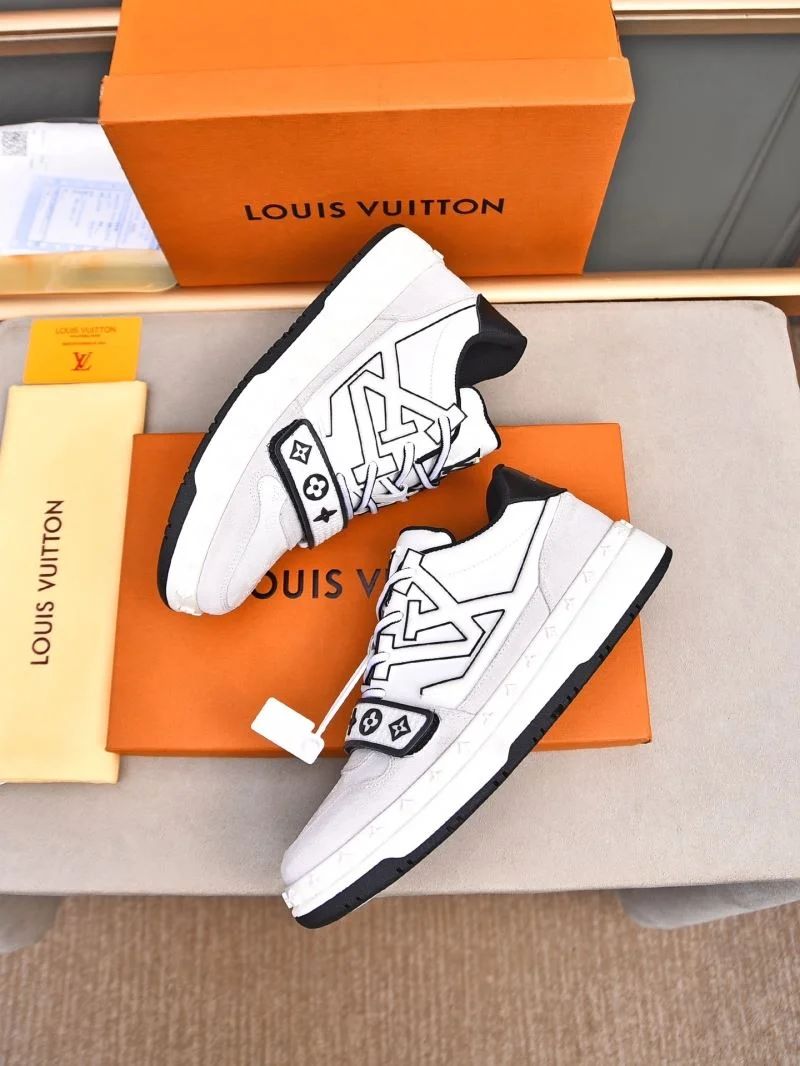 Sporty Louis Vuitton Low Shoes 30791