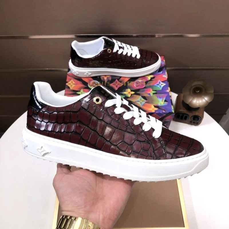 Louis Vuitton Low Shoes Sophisticated 30812