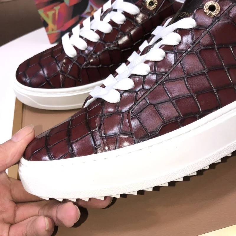 Louis Vuitton Low Shoes Sophisticated 30812