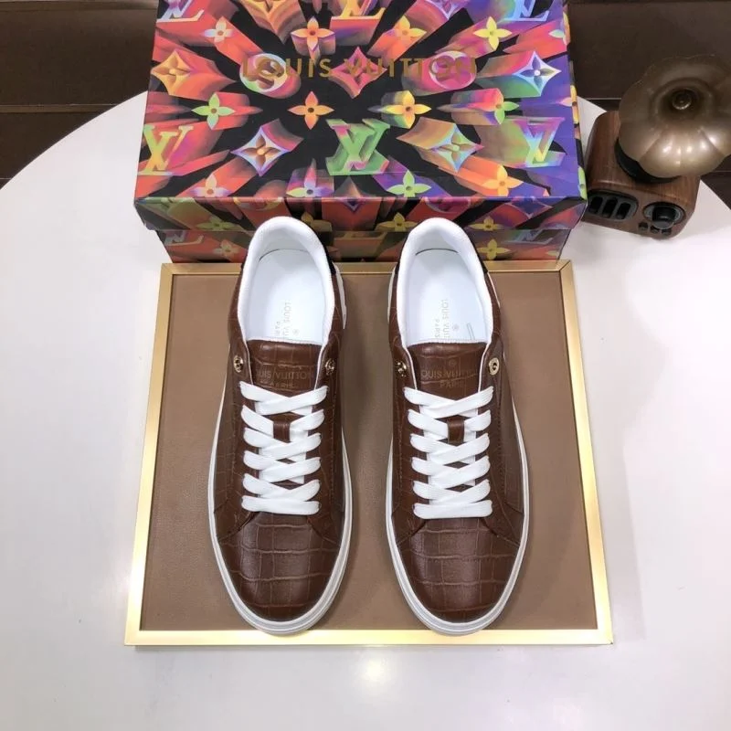 Modern Louis Vuitton Low Shoes 30782
