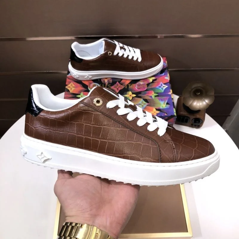 Modern Louis Vuitton Low Shoes 30782