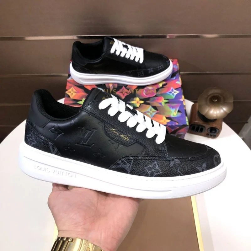 Louis Vuitton Low Shoes TravelReady 30800