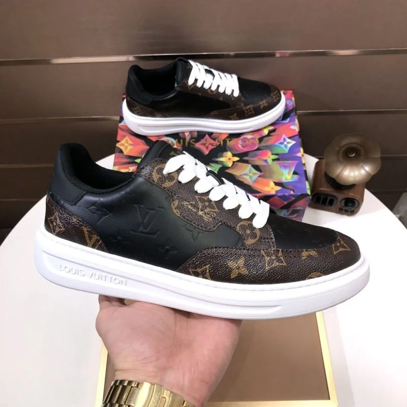 Resilient Louis Vuitton Low Shoes 30805