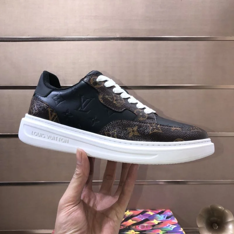 Resilient Louis Vuitton Low Shoes 30805