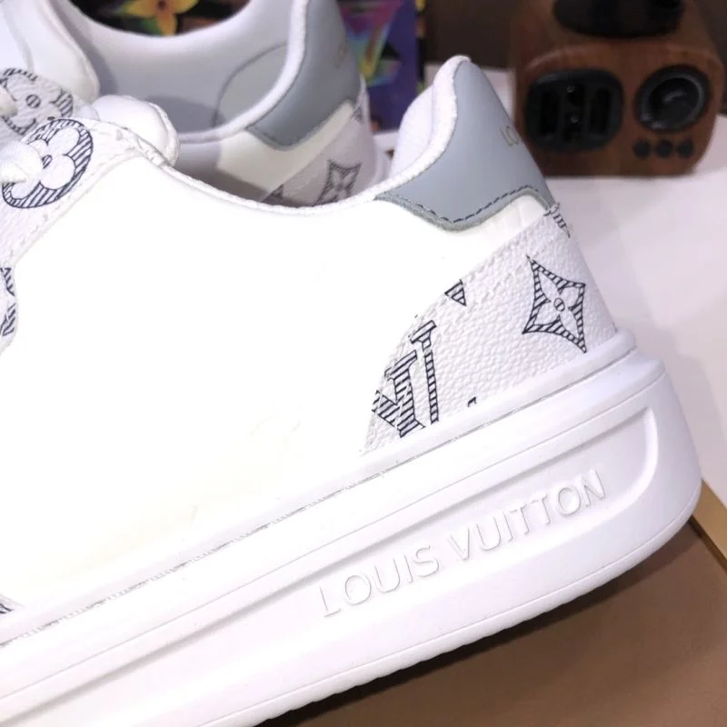 Affordable Louis Vuitton Low Shoes 30810