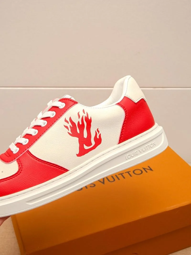 Sleek Louis Vuitton Low Shoes 30806