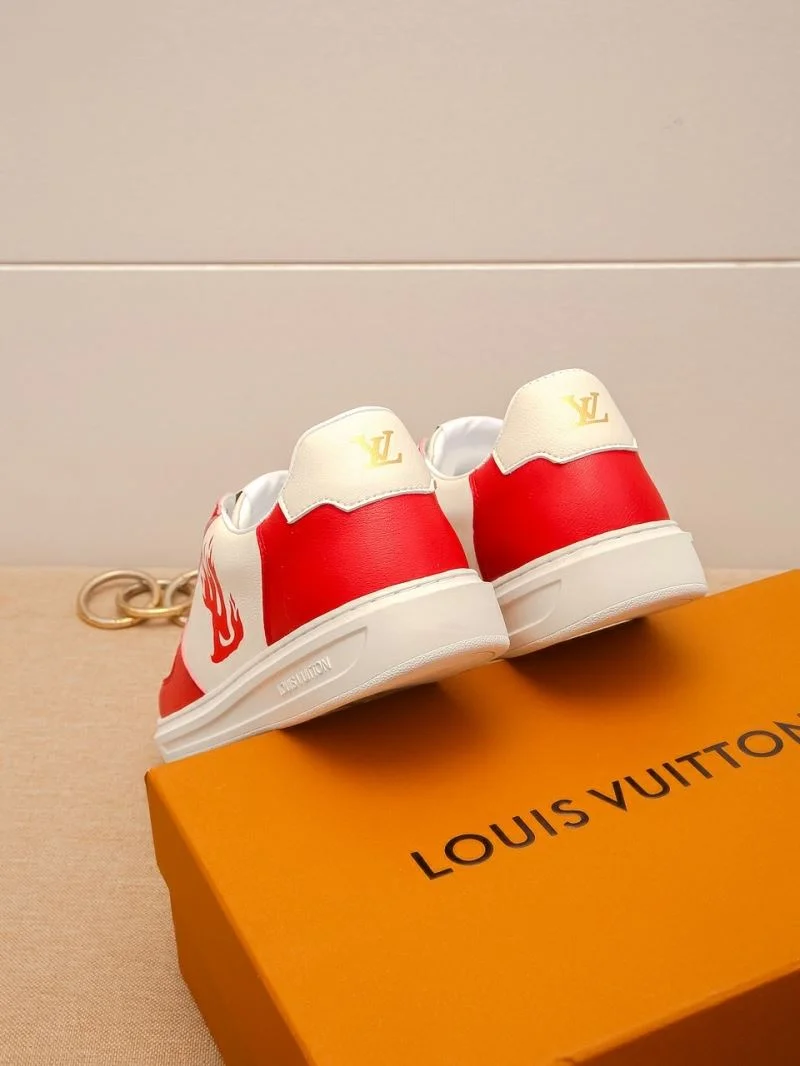 Sleek Louis Vuitton Low Shoes 30806