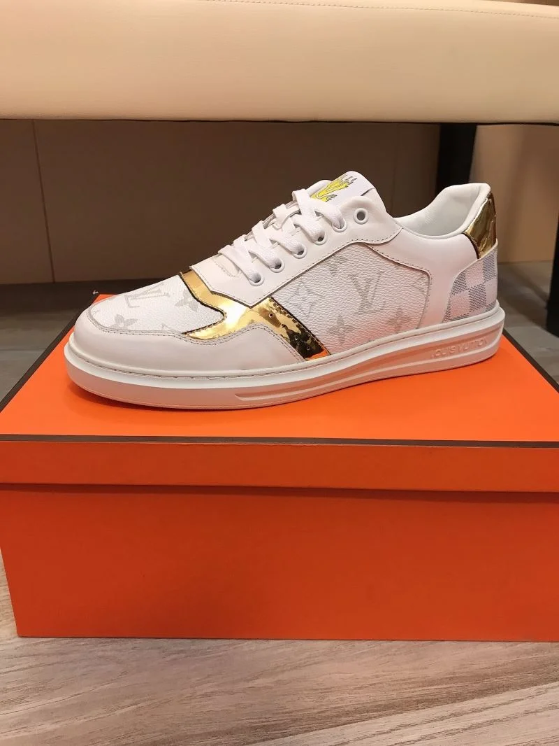 Sleek Louis Vuitton Low Shoes 30780