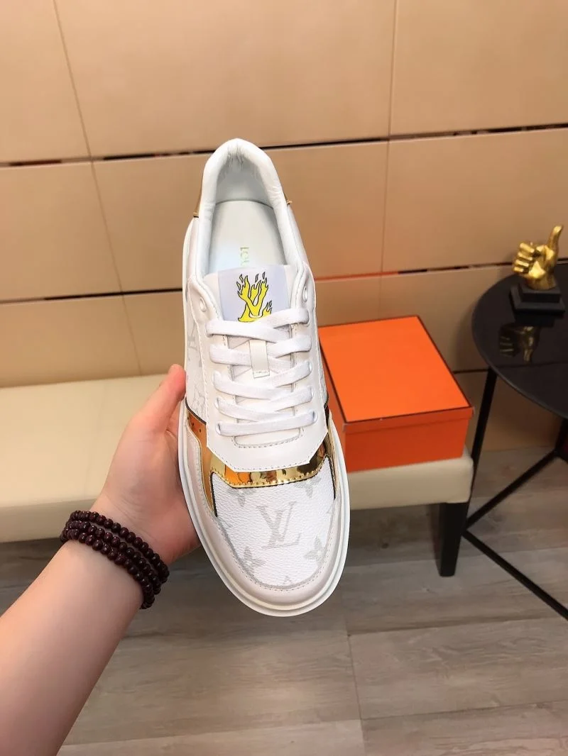 Sleek Louis Vuitton Low Shoes 30780