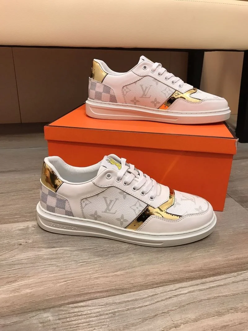 Sleek Louis Vuitton Low Shoes 30780