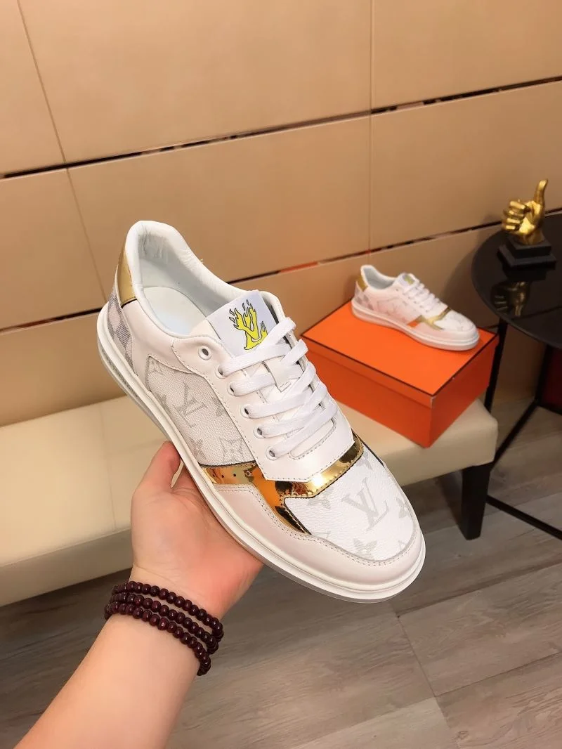 Sleek Louis Vuitton Low Shoes 30780
