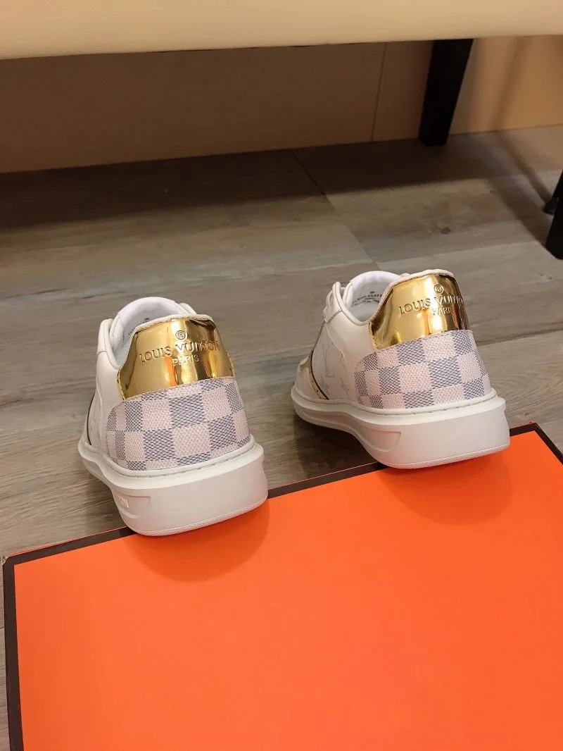 Sleek Louis Vuitton Low Shoes 30780