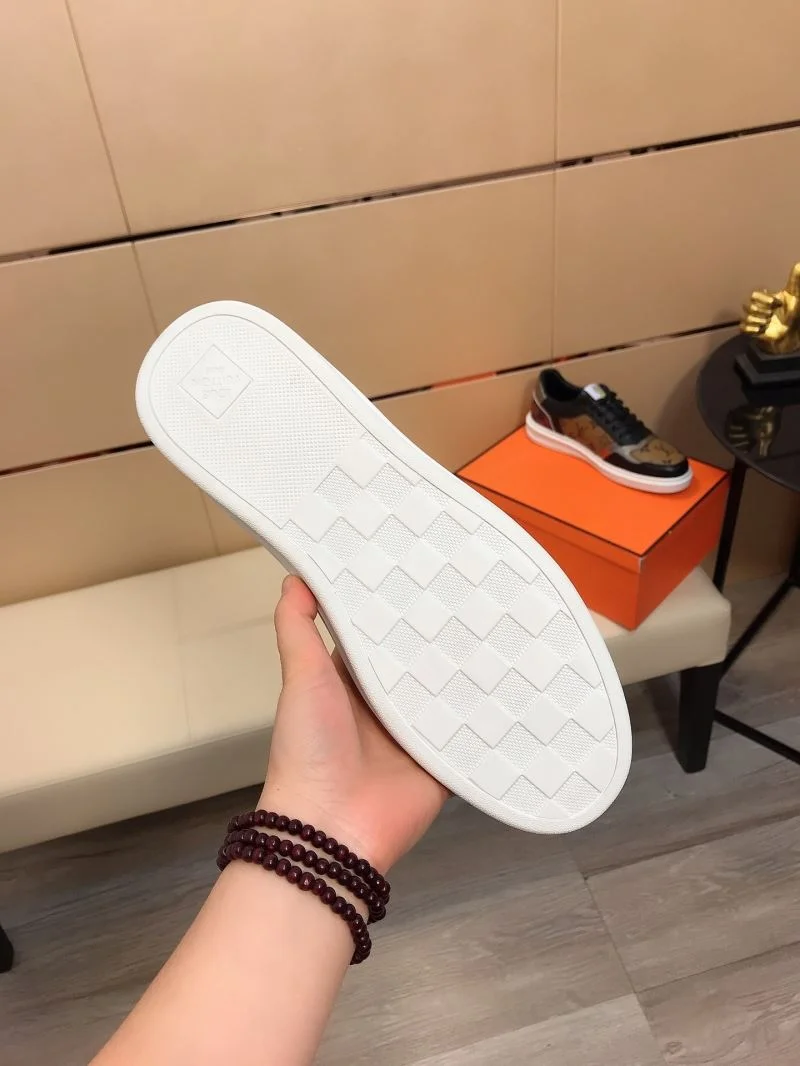 Louis Vuitton Low Shoes Comfortable 30778