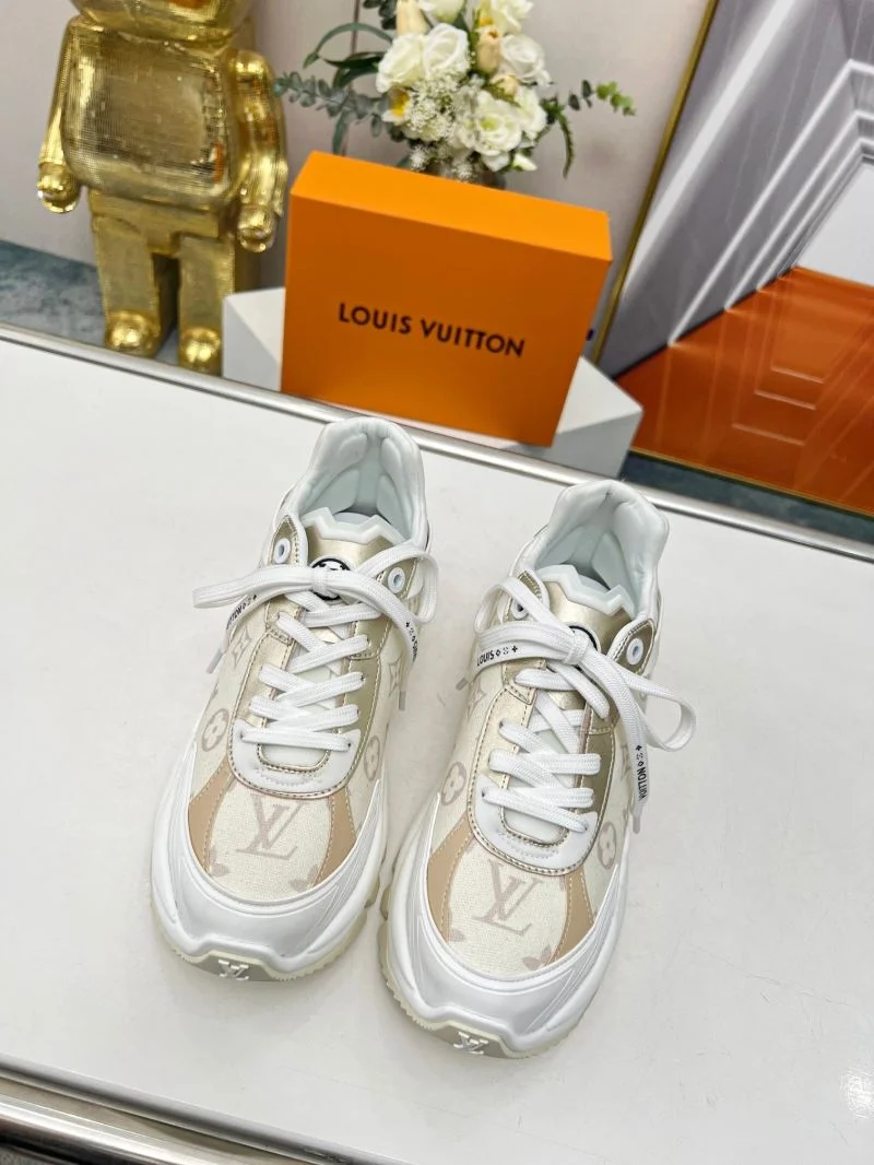 Louis Vuitton Low Shoes Refined 30775
