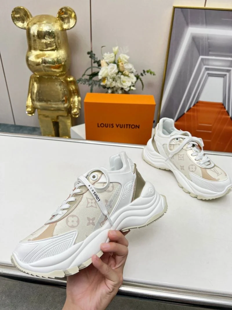 Louis Vuitton Low Shoes Refined 30775