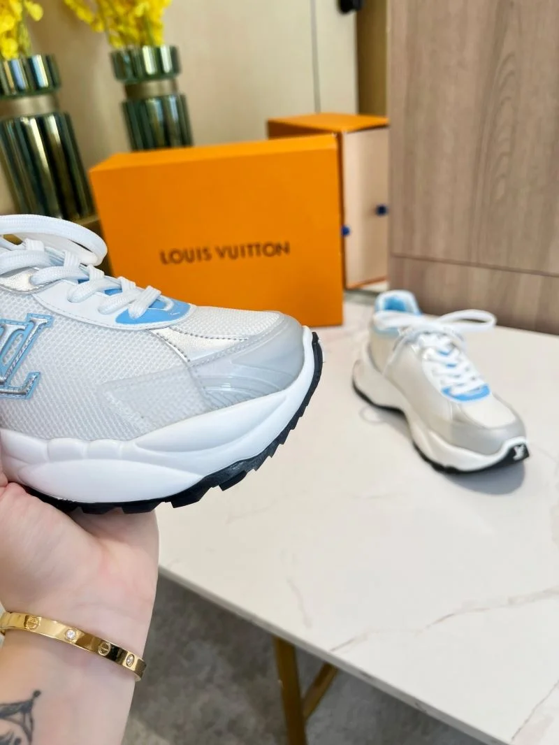 Unique Louis Vuitton Low Shoes 30774
