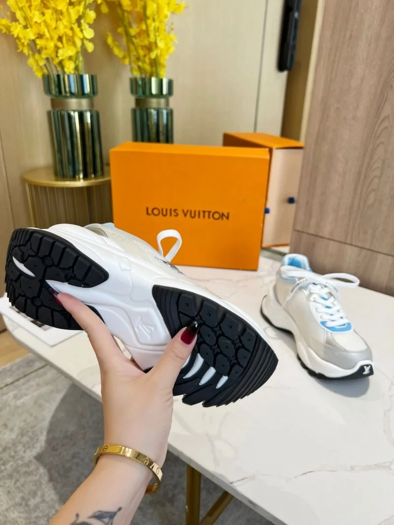 Unique Louis Vuitton Low Shoes 30774