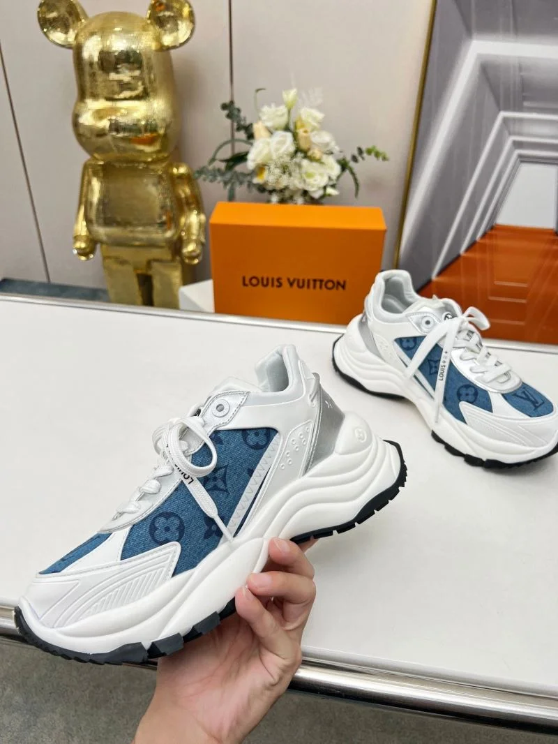 WellDesigned Louis Vuitton Low Shoes 30749