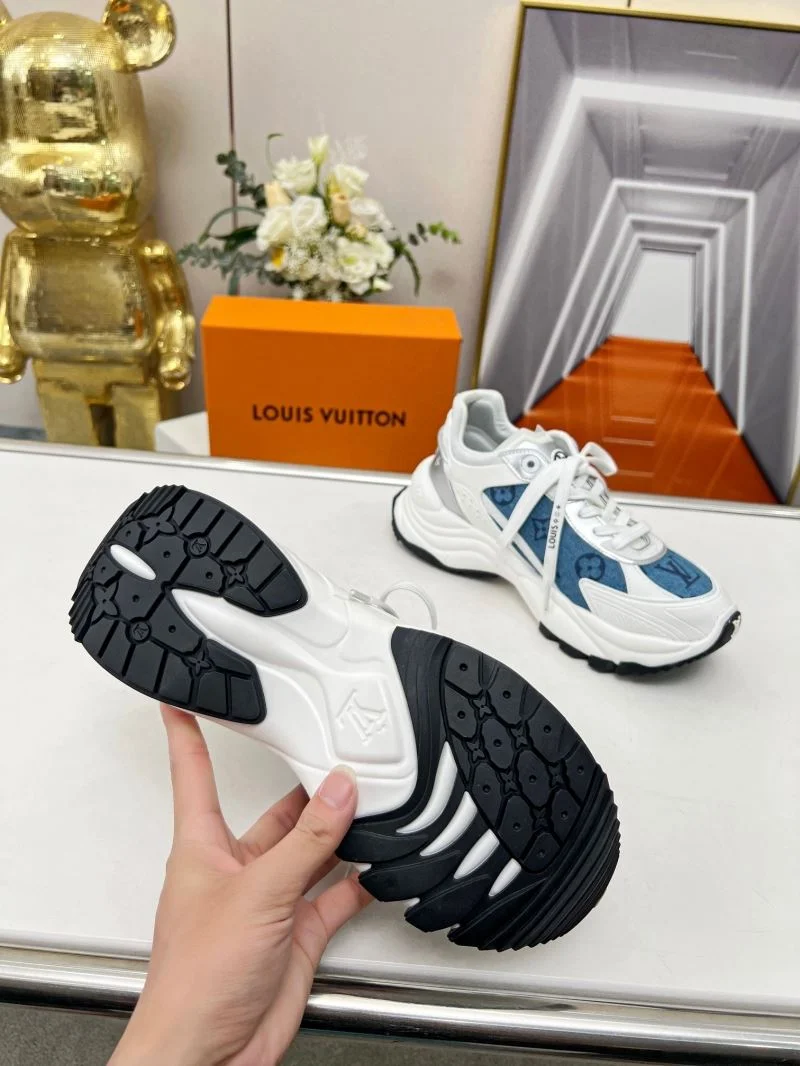 WellDesigned Louis Vuitton Low Shoes 30749