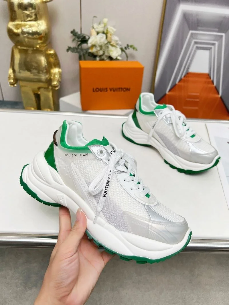 Louis Vuitton Low Shoes Classic 30763