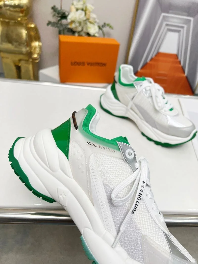 Louis Vuitton Low Shoes Classic 30763