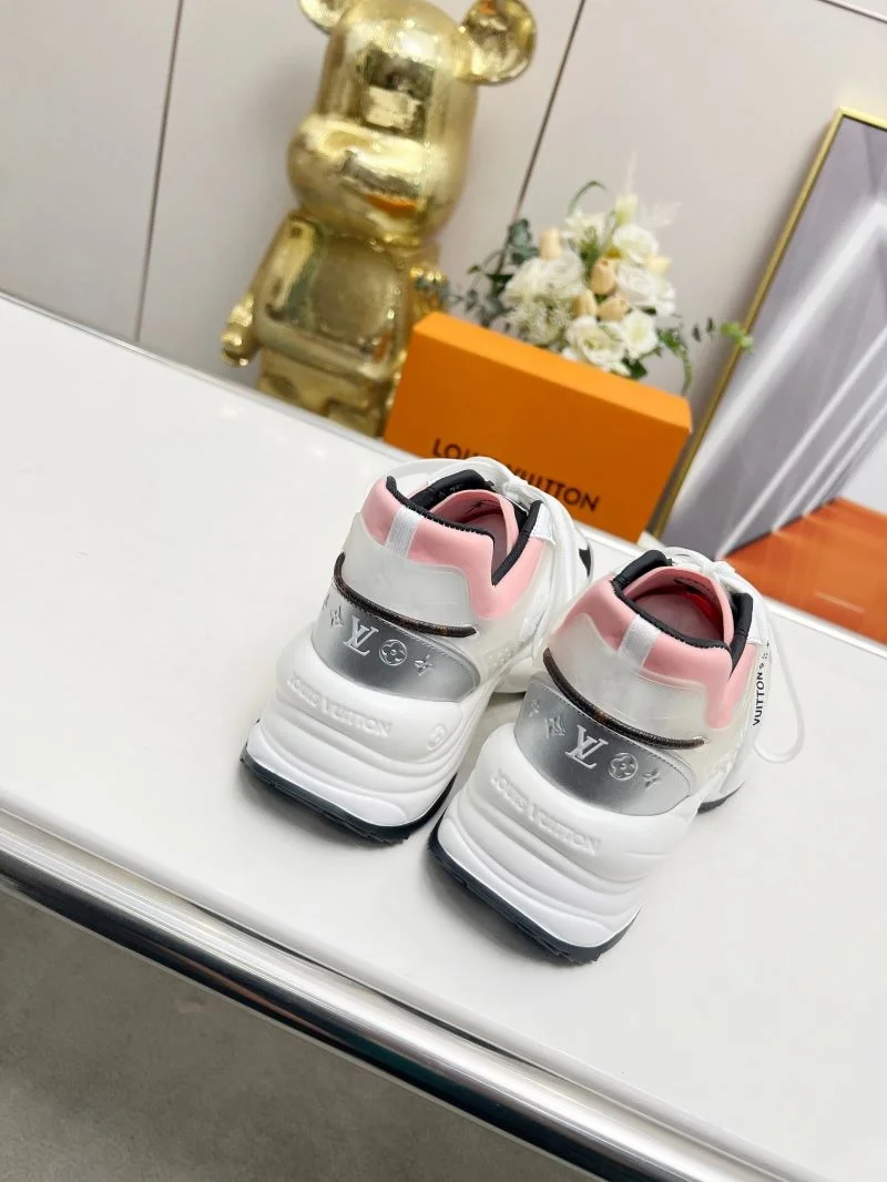 TechFriendly Louis Vuitton Low Shoes 30759