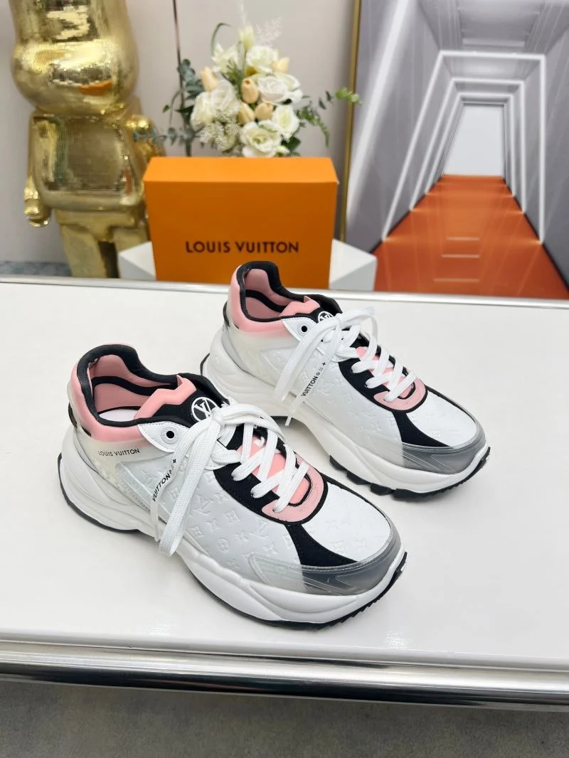 TechFriendly Louis Vuitton Low Shoes 30759