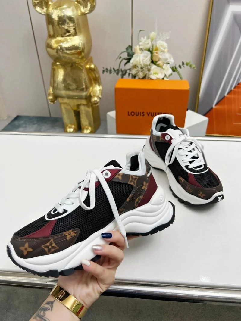 Louis Vuitton Low Shoes Seasonal 30743