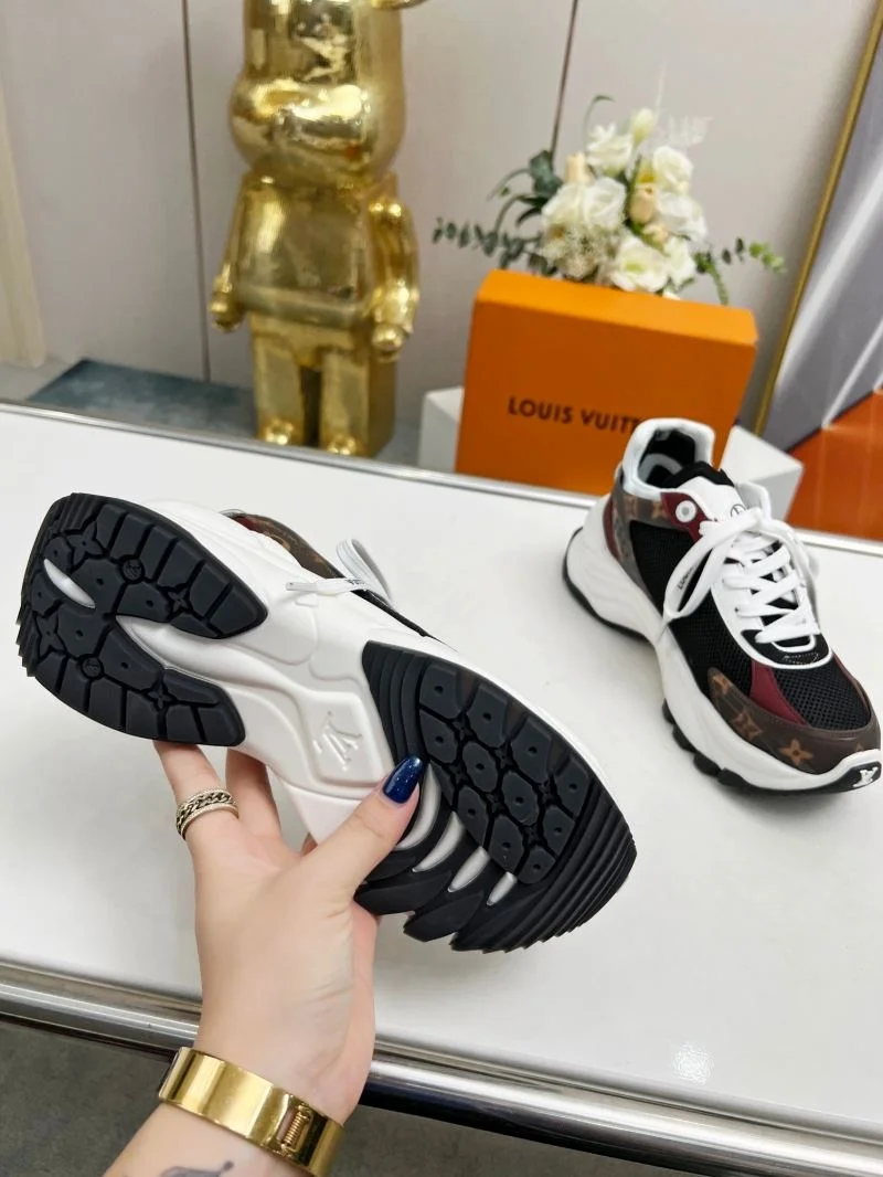 Louis Vuitton Low Shoes Seasonal 30743