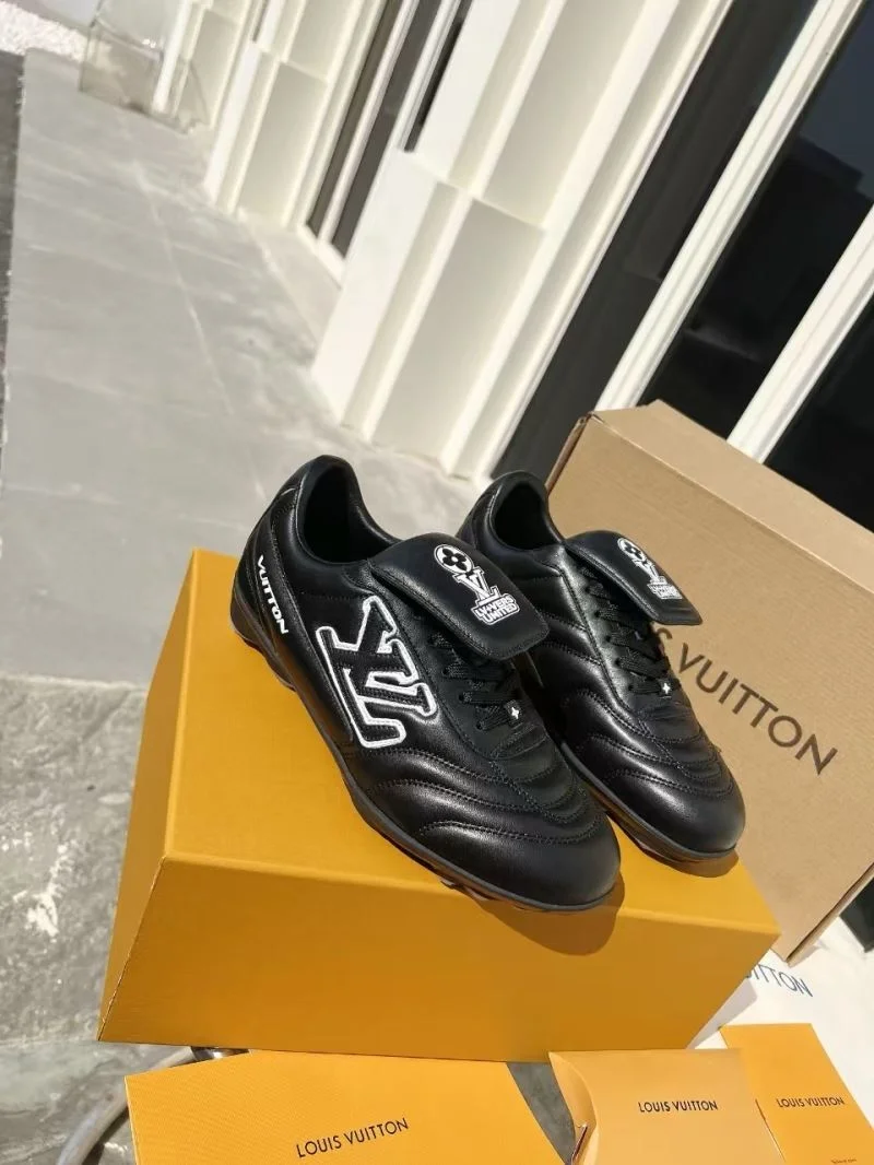 Louis Vuitton Low Shoes Lightweight 30760