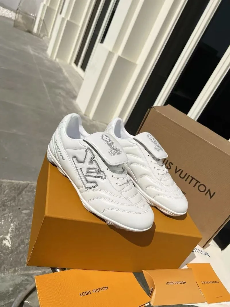 Louis Vuitton Low Shoes EasyMatch 30773
