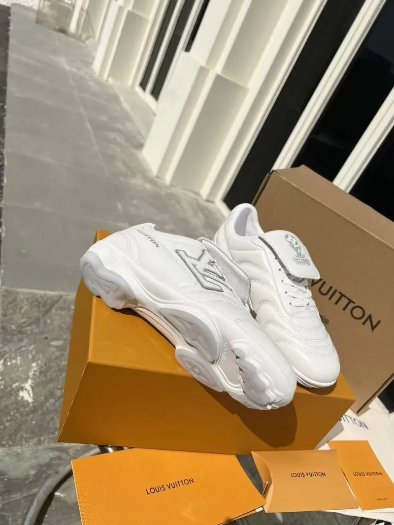 Louis Vuitton Low Shoes EasyMatch 30773