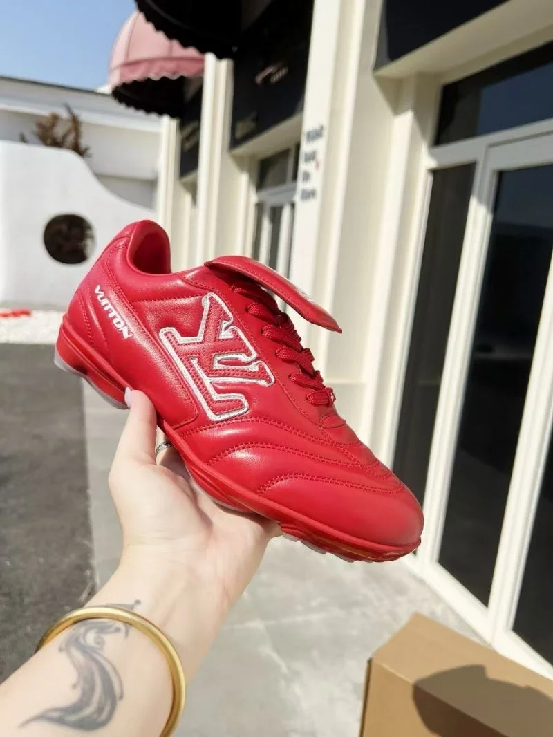 Seasonal Louis Vuitton Low Shoes 30770