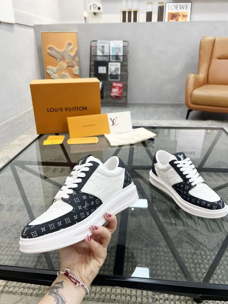 WrinkleFree Louis Vuitton Low Shoes 30769