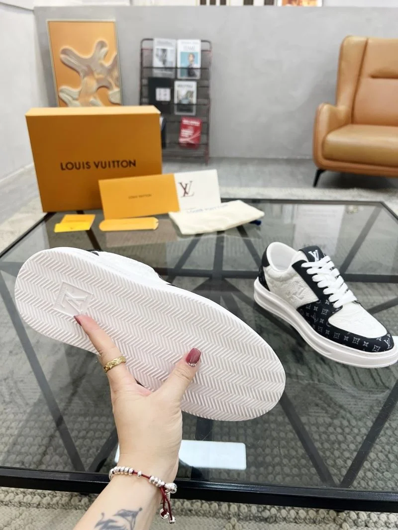 WrinkleFree Louis Vuitton Low Shoes 30769