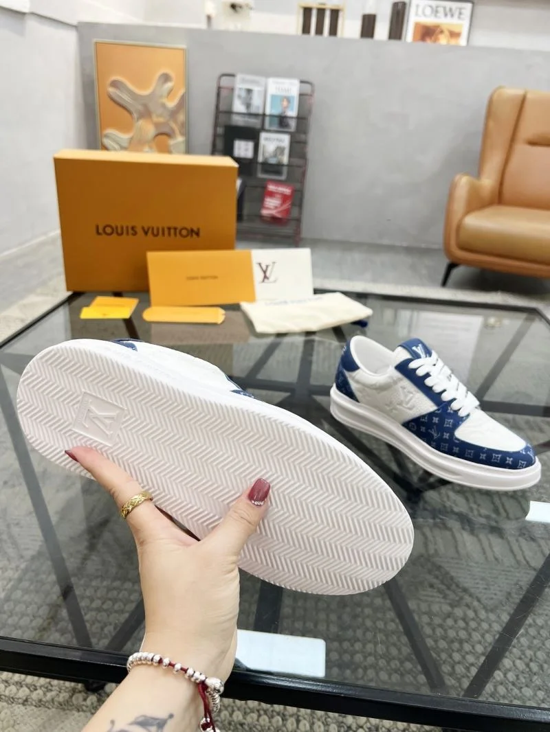 Modern Louis Vuitton Low Shoes 30754