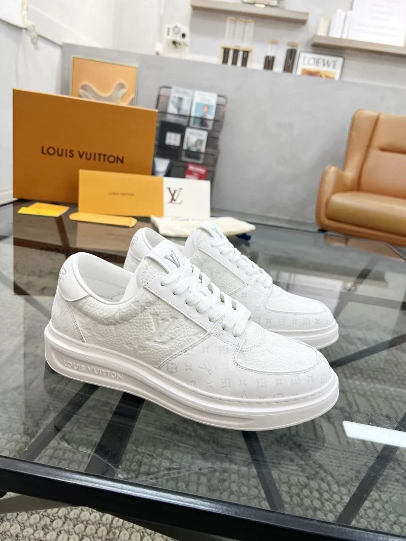WrinkleFree Louis Vuitton Low Shoes 30771