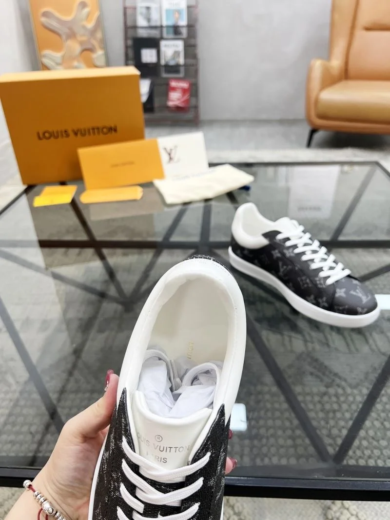 Comfortable Louis Vuitton Low Shoes 30765