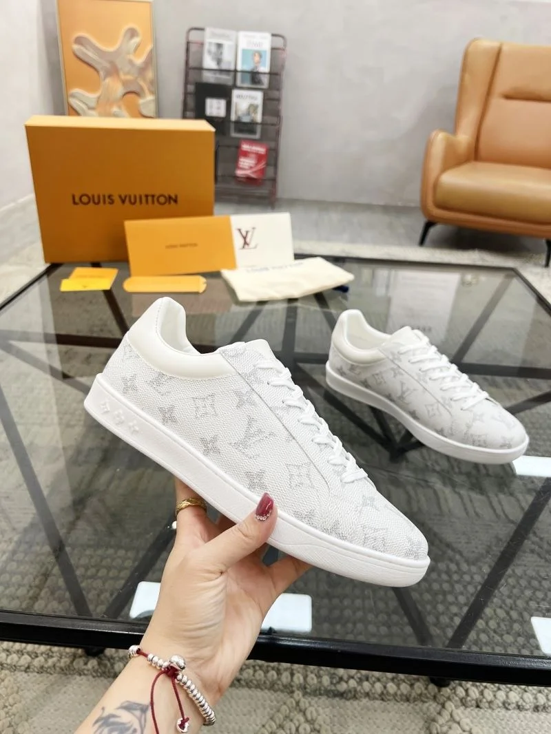 Louis Vuitton Low Shoes OdorResistant 30757