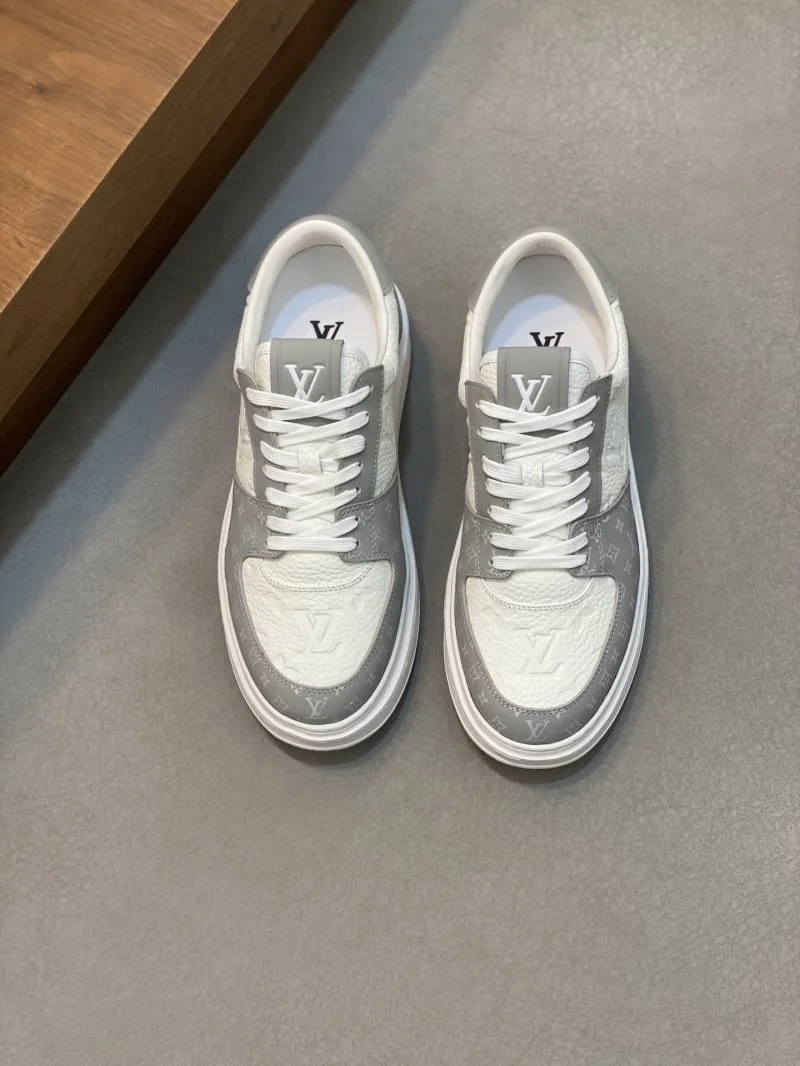 Louis Vuitton Low Shoes WellDesigned 30739