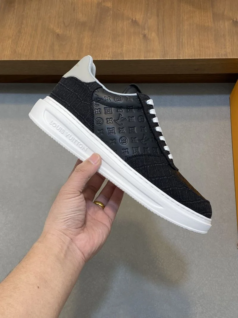 Louis Vuitton Low Shoes WellDesigned 30737