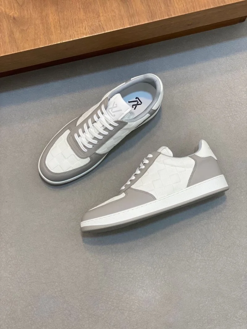 OnTrend Louis Vuitton Low Shoes 30735