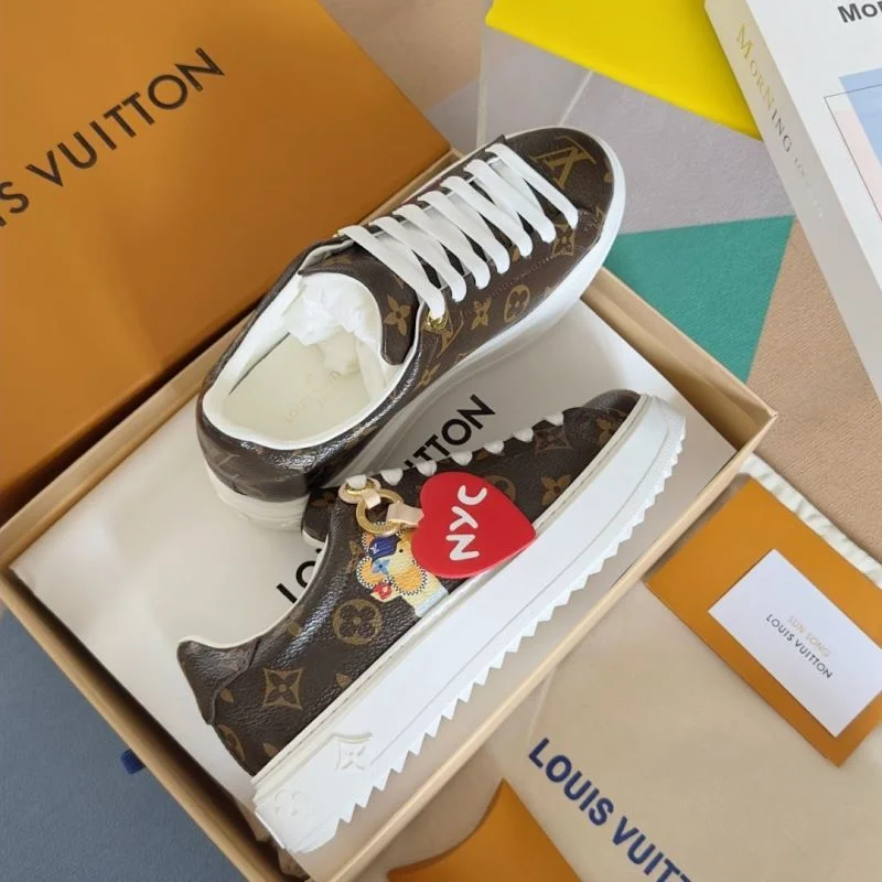 SunProtective Louis Vuitton Low Shoes 31646