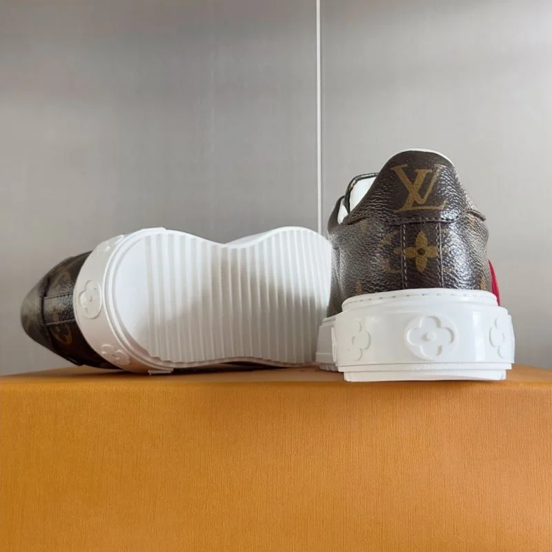 SunProtective Louis Vuitton Low Shoes 31646