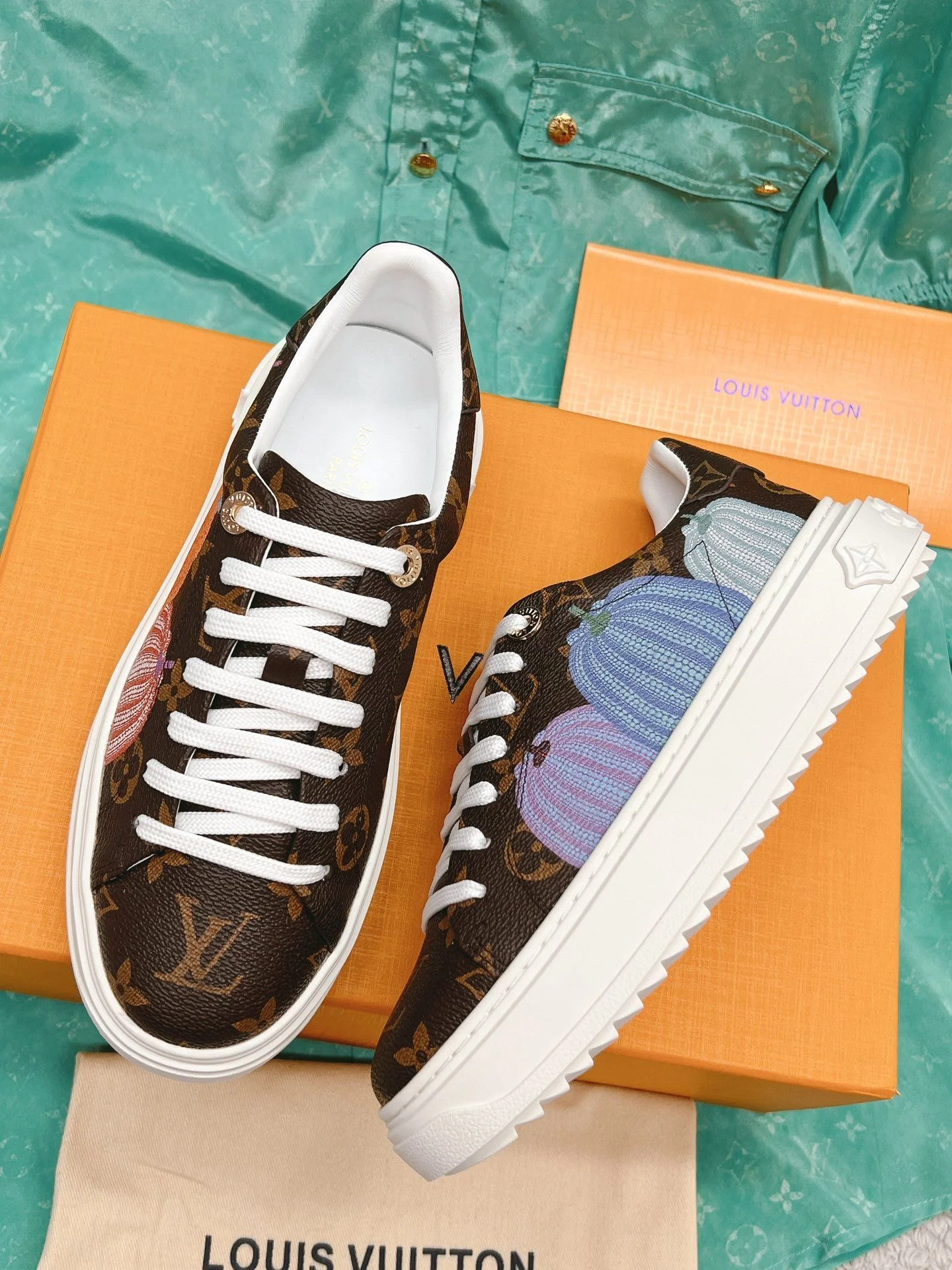 Louis Vuitton Low Shoes OdorResistant 31634